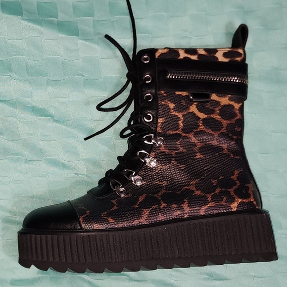 Killstar 'Radiclaw' Boots size 7 - dead stock & SOLD OUT - Picture 5 of 6